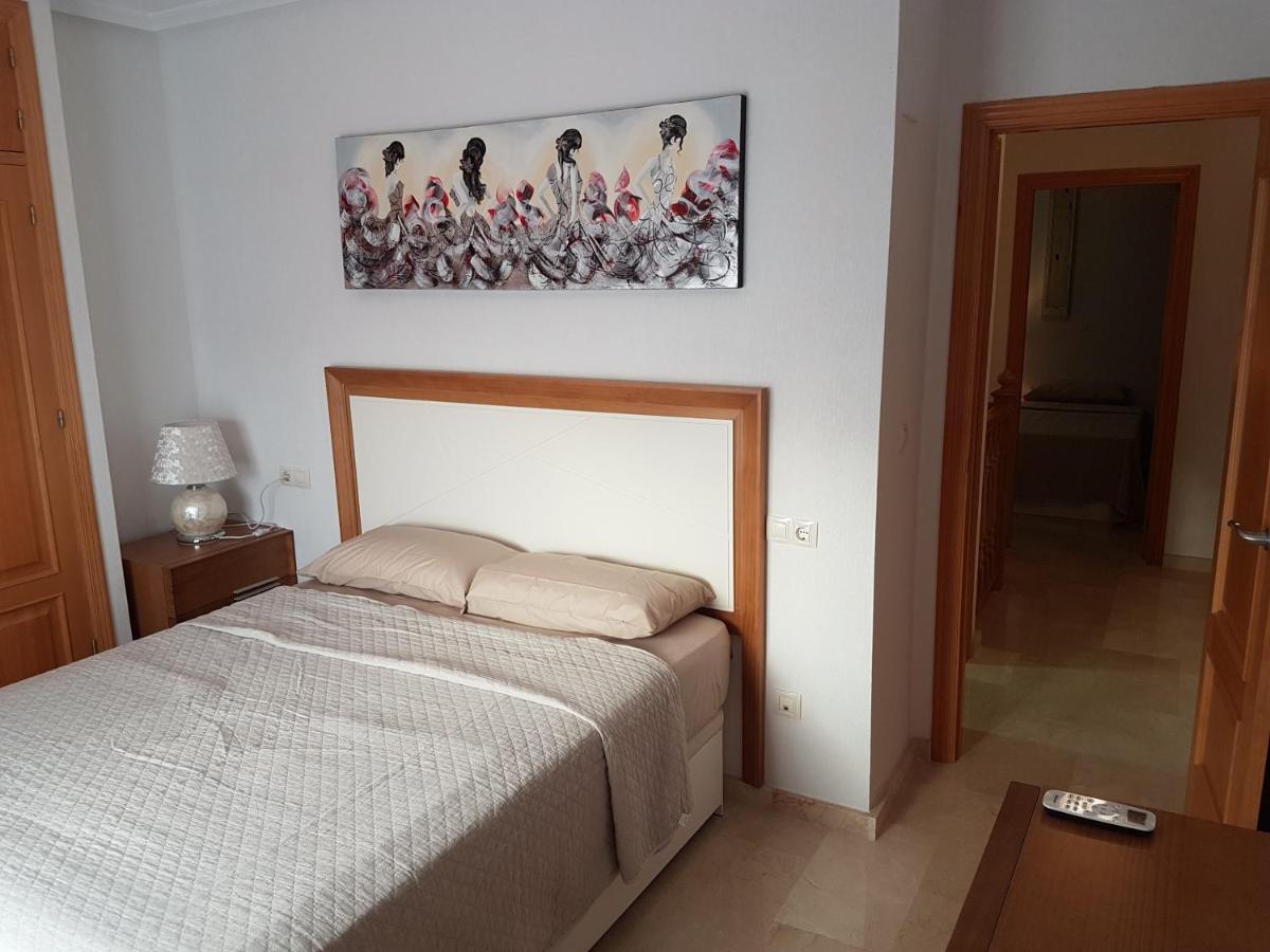 Townhouse Guardamar Apartment Guardamar del Segura Bagian luar foto